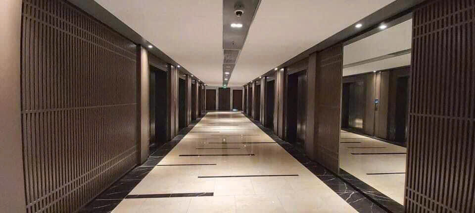 Cần tiền bán nhanh căn Panorama tầng cao - có ban công rộng - Toà A